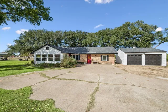 $379,000 | 8680 County Road 133, Kaufman, TX 75142