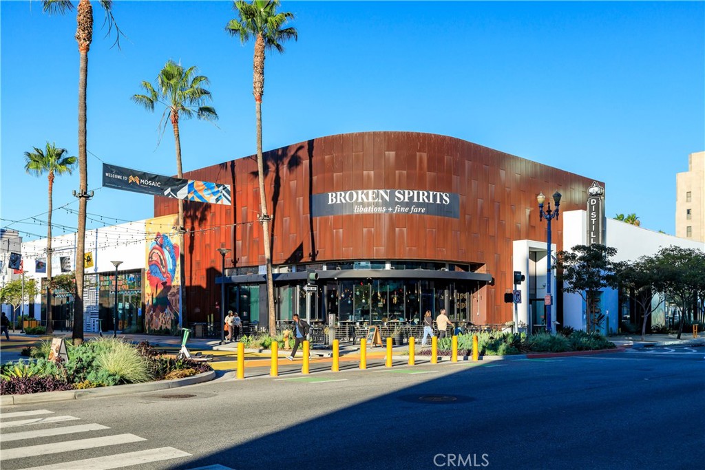 133 The Promenade North, Unit 426 Long Beach, CA 90802 - Photo 56 of 57 a sign on the side of a street