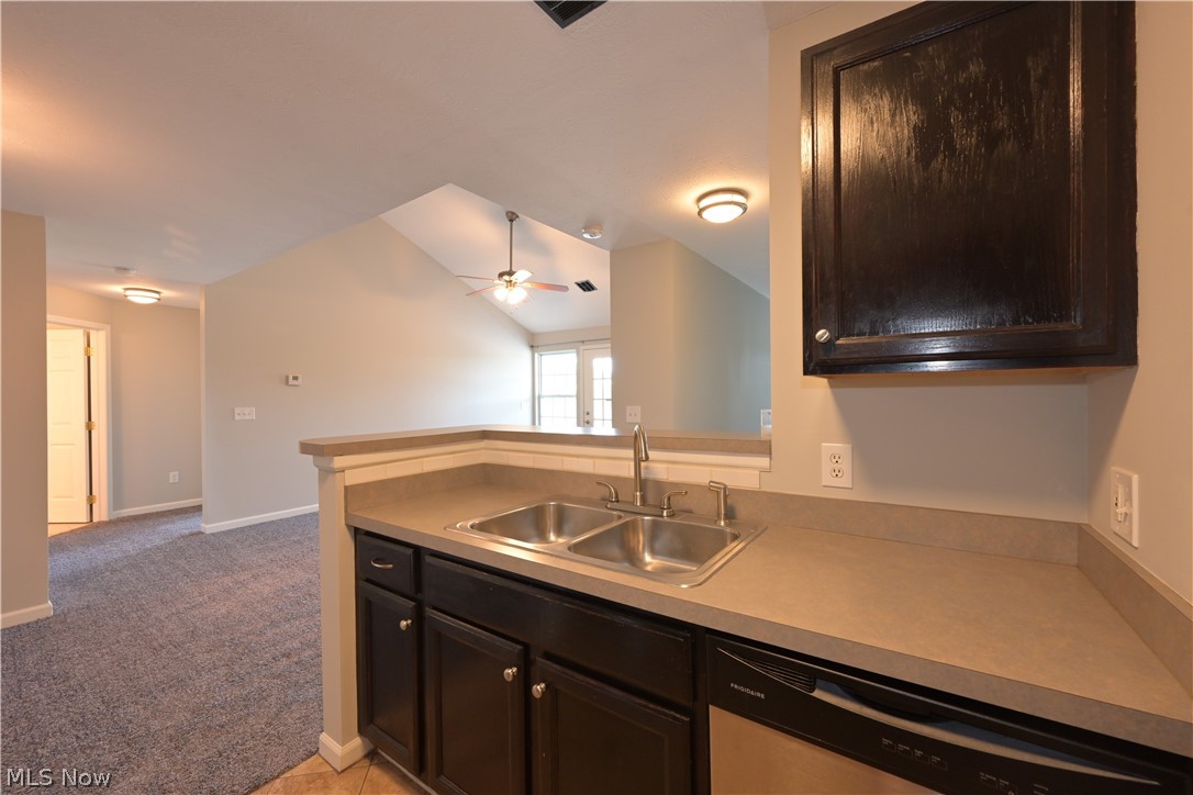 29842 Center Ridge Road, Unit 225 Westlake, OH 44145 - Photo 9 of 30 ff