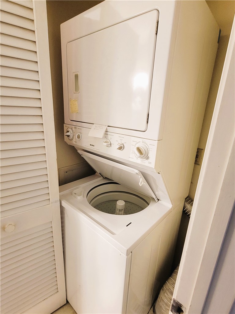 152 Tuckerman Avenue, Unit 14 Middletown, RI 02842 - Photo 13 of 15 Laundry in-unit