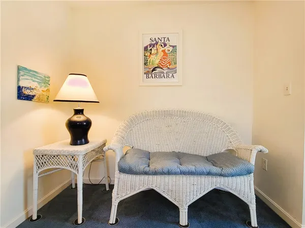$2,200 | 152 Tuckerman Avenue, Unit 14, Middletown, RI 02842