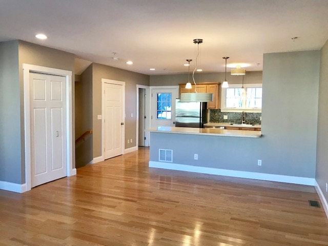 337 Mt Support Road, Unit 104 Lebanon, NH 03766 - Photo 8 of 19