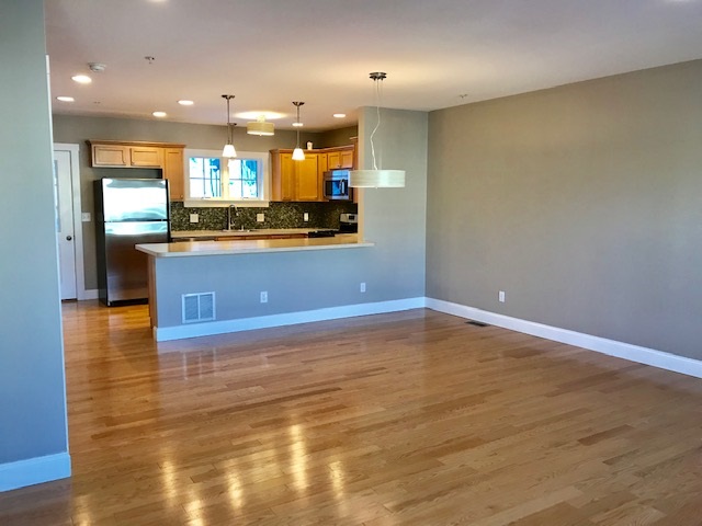 337 Mt Support Road, Unit 104 Lebanon, NH 03766 - Photo 9 of 19