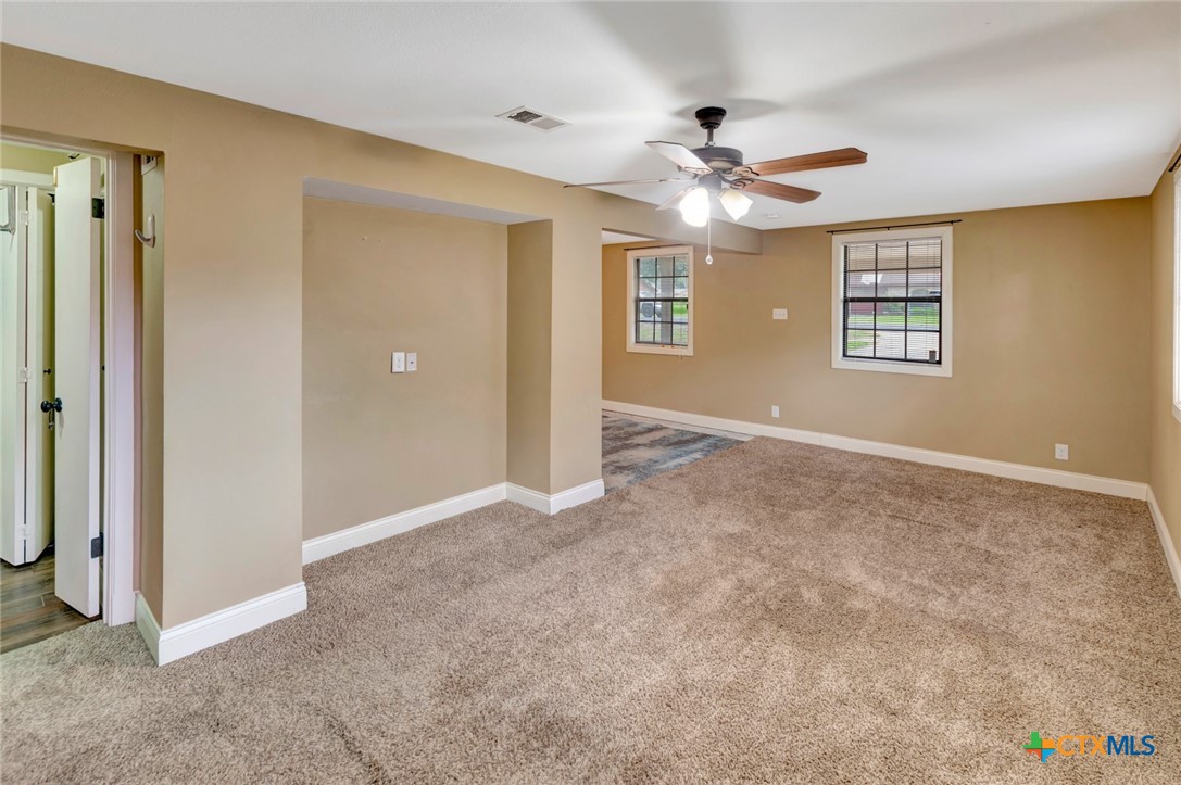 503 Angus Street Victoria, TX 77904 - Photo 19 of 42