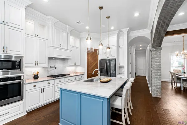 $650,000 | 36476 Royal Oak Drive, Prairieville, LA 70769