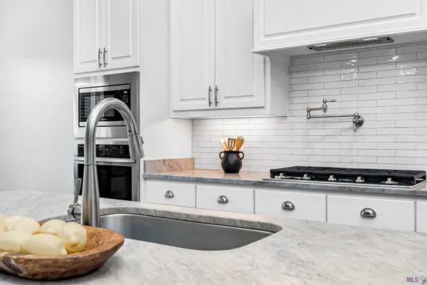 $675,000 | 36476 Royal Oak Drive, Prairieville, LA 70769