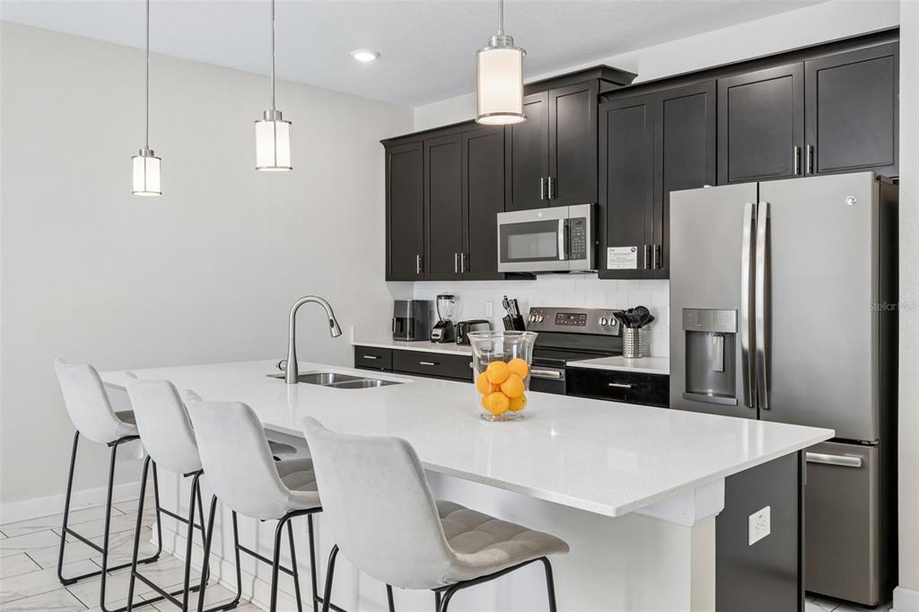 4833 Romeo Circle Kissimmee, FL 34746 - Photo 8 of 54 Gallery Image 8