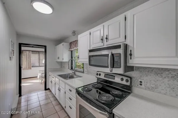 $369,900 | 187 Ash Drive, Long Pond, PA 18334