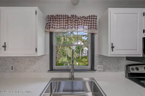$369,900 | 187 Ash Drive, Long Pond, PA 18334