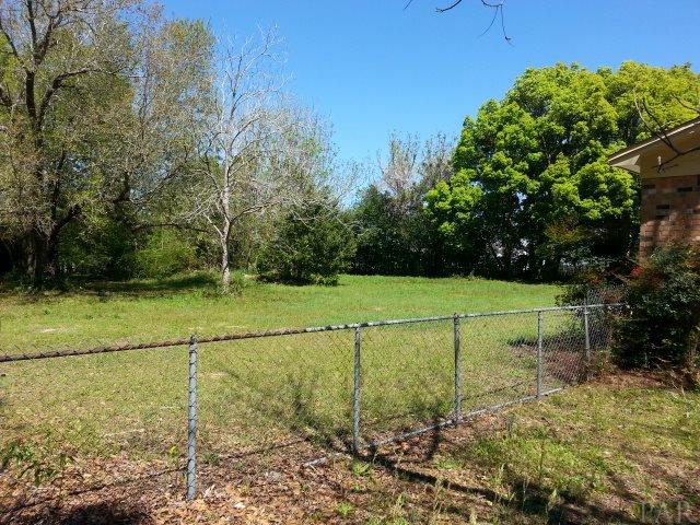 1256 McKenzie Road Cantonment, FL 32533 - Photo 4 of 35