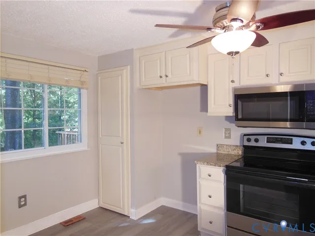 $265,900 | 734 South Hyannis Drive, Chesterfield, VA 23236