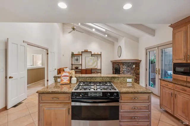 $1,750,000 | 11 Badger Court, Novato, CA 94949