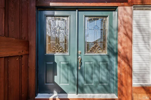 $1,750,000 | 11 Badger Court, Novato, CA 94949