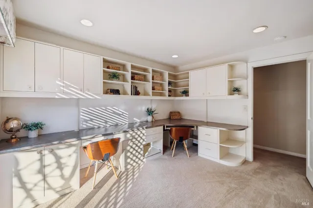 $1,750,000 | 11 Badger Court, Novato, CA 94949