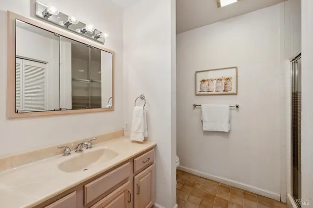 $1,750,000 | 11 Badger Court, Novato, CA 94949