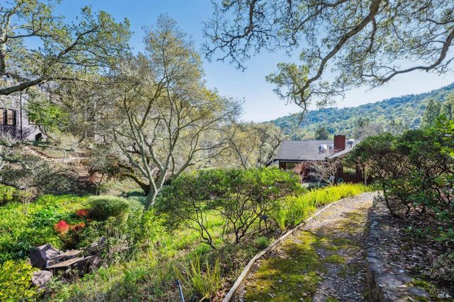 $1,750,000 | 11 Badger Court, Novato, CA 94949