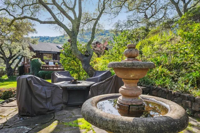 $1,750,000 | 11 Badger Court, Novato, CA 94949