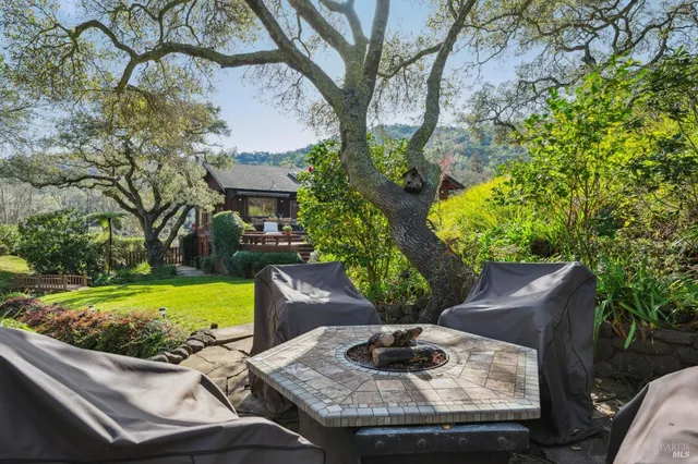$1,750,000 | 11 Badger Court, Novato, CA 94949
