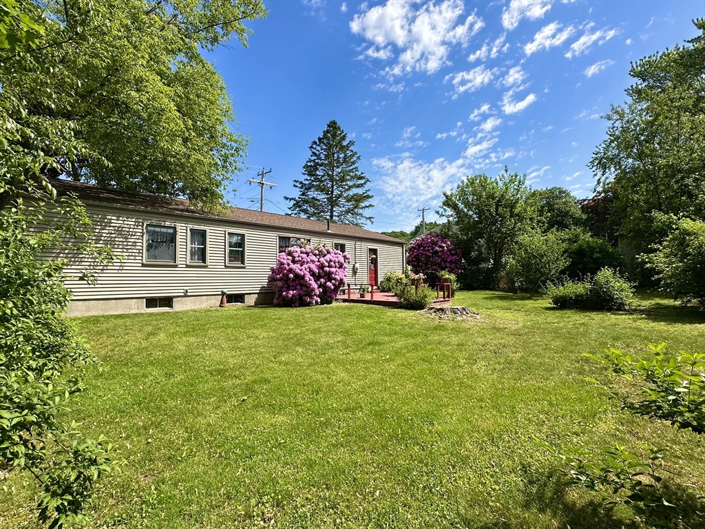 70 Kane Road Holyoke, MA 01040 - Photo 3 of 26 Gallery Image 3