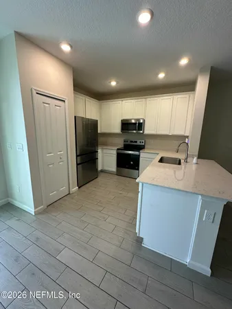 $1,950 | 6813 Gable Grv Avenue, Jacksonville, FL 32217