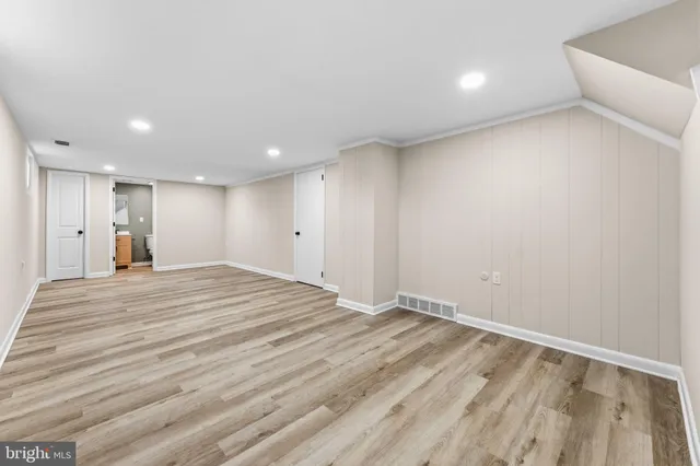 a view of empty room