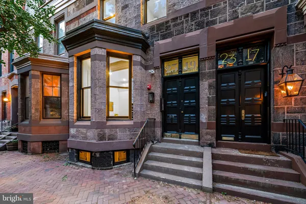 $3,095 | 2319 Delancey Place, Unit 3F, Philadelphia, PA 19103