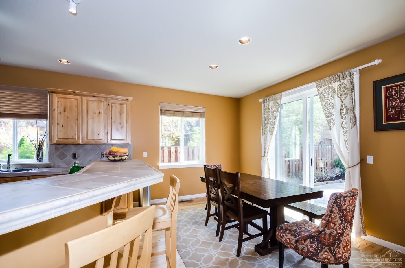 61277 Splendor Lane Bend, OR 97702 - Photo 10 of 25 Additional Photo