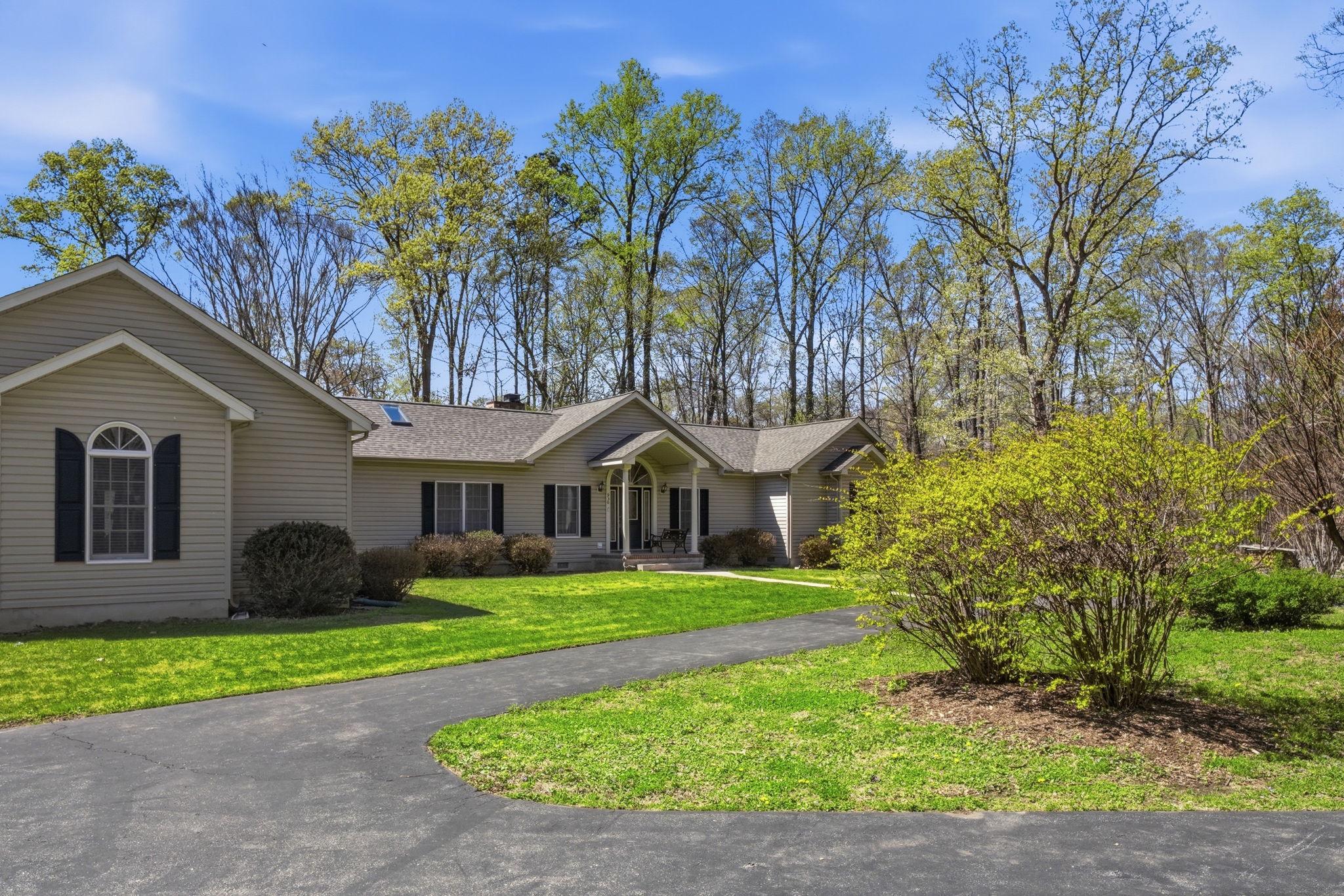 930 Spaniard Neck Road Centreville, MD 21617 - Photo 2 of 91 Main House