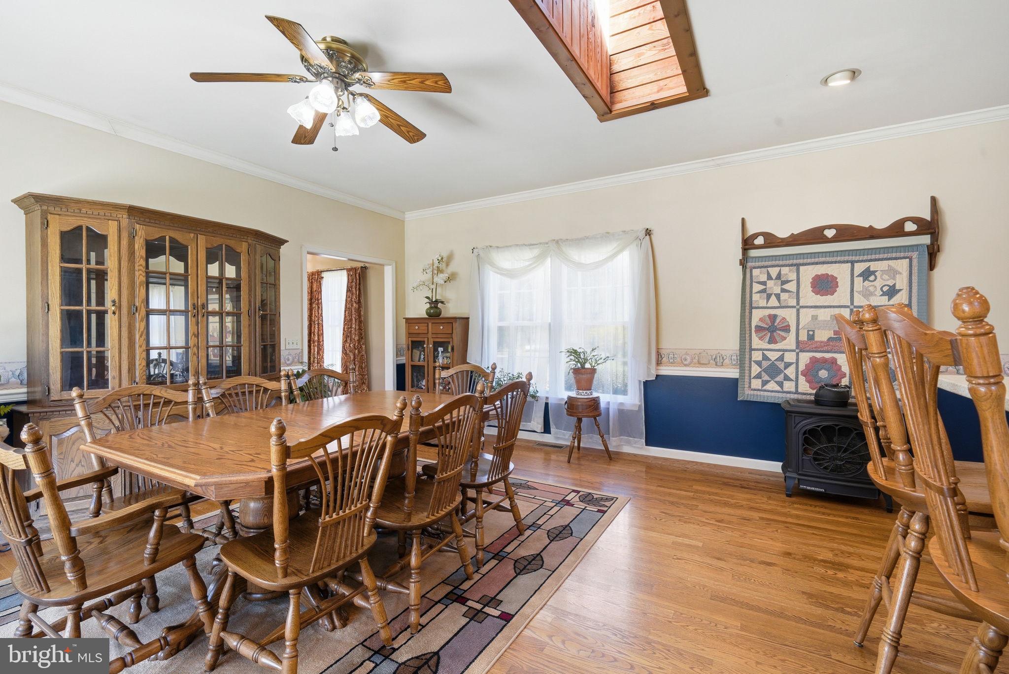 930 Spaniard Neck Road Centreville, MD 21617 - Photo 31 of 91 Inviting dining space with natural light.