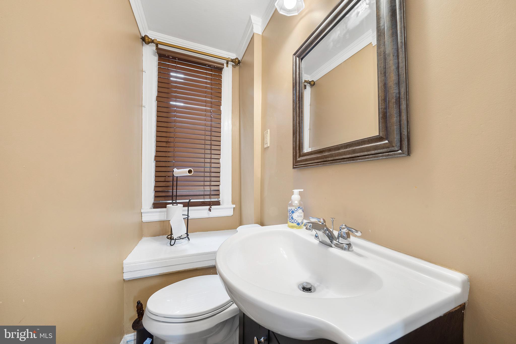 7541 Parkview Road Upper Darby, PA 19082 - Photo 7 of 18 Gallery Image 7