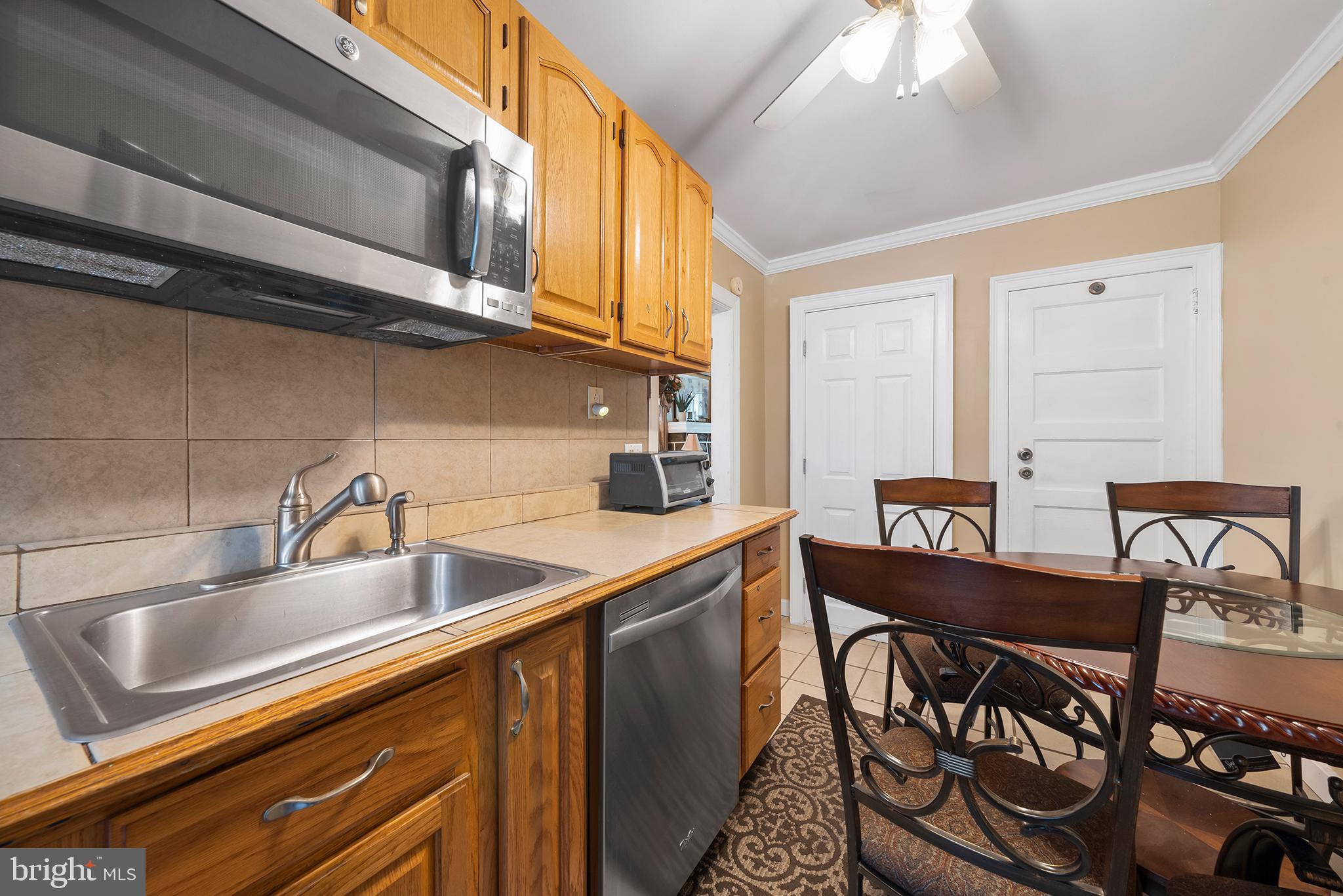 7541 Parkview Road Upper Darby, PA 19082 - Photo 10 of 18 Gallery Image 10