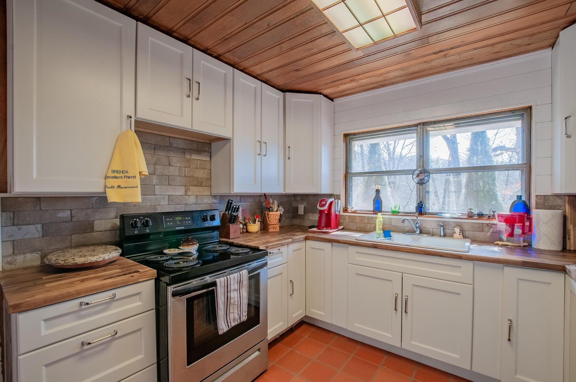 386 Fredericksburg Road Lexington, VA 24450 - Photo 21 of 72 21 386 Fredericksburg