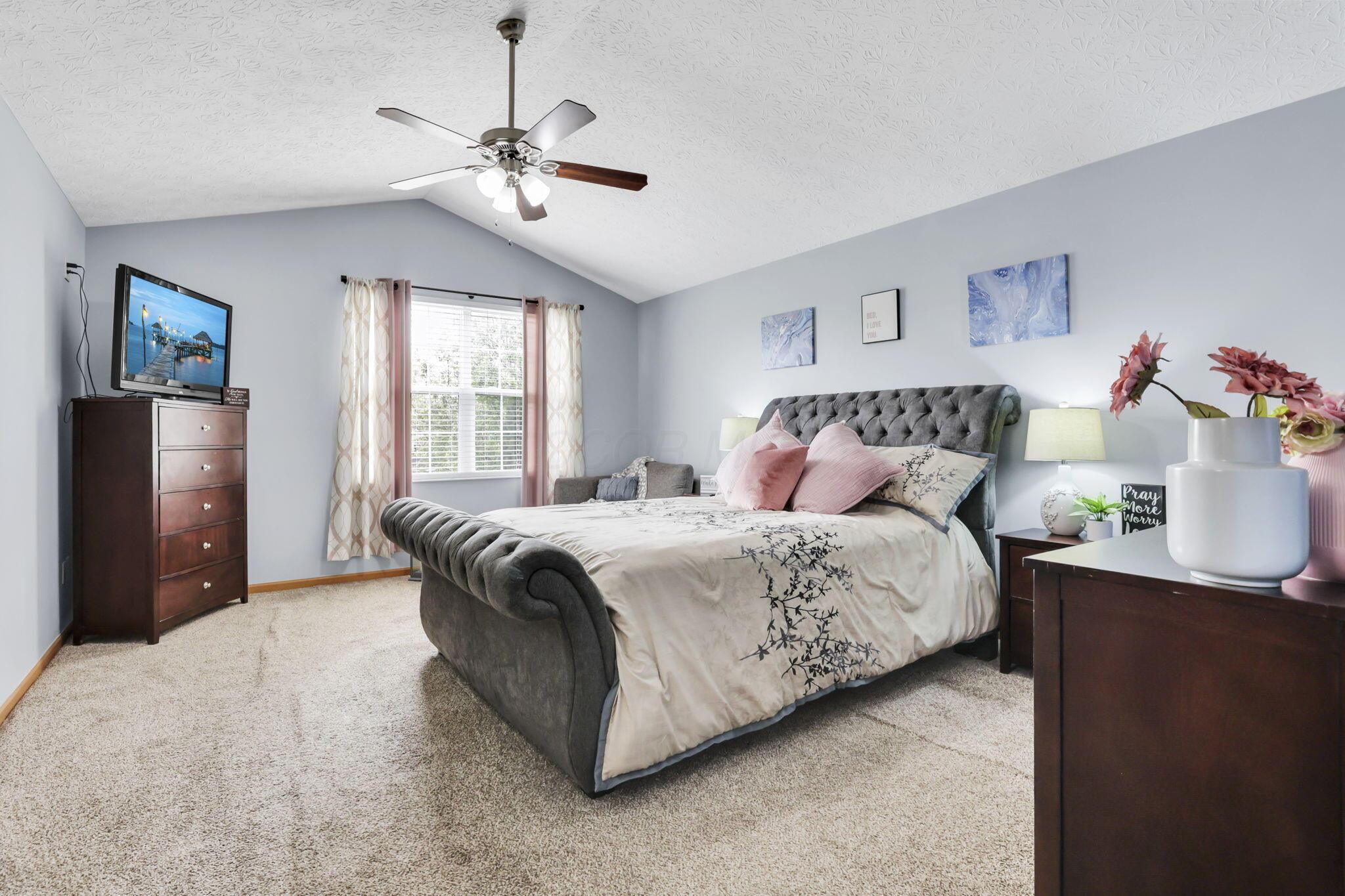 2131 Ripple Road Hilliard, OH 43026 - Photo 25 of 33 Primary bedroom