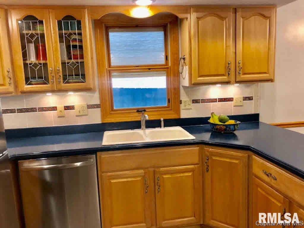 3509 Bluff Road Springfield, IL 62711 - Photo 2 of 35