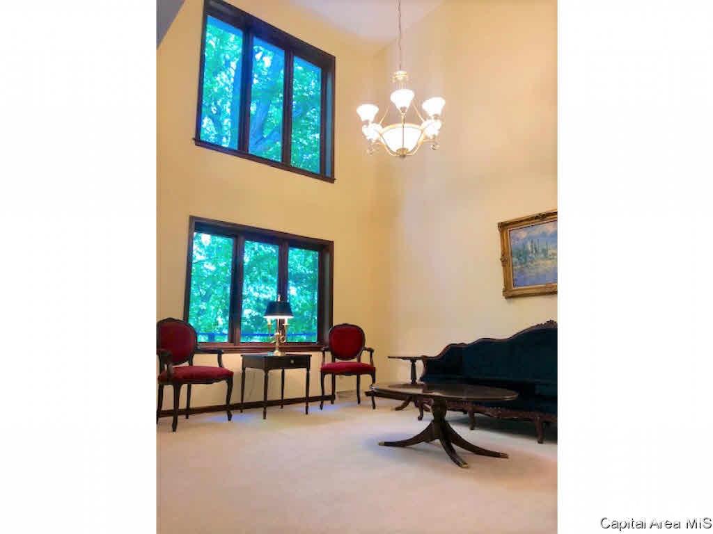 3509 Bluff Road Springfield, IL 62711 - Photo 6 of 35