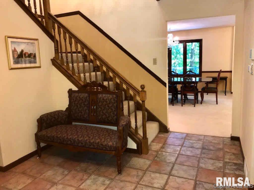 3509 Bluff Road Springfield, IL 62711 - Photo 8 of 35