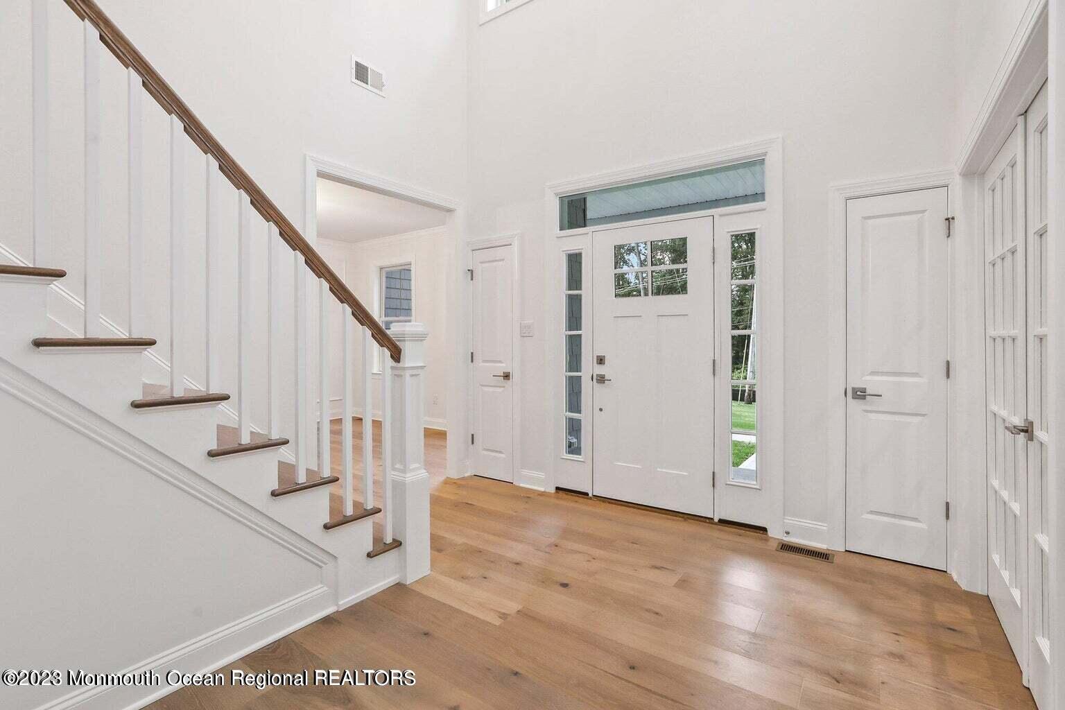 2 Crine Road Morganville, NJ 07751 - Photo 3 of 15 FOYER