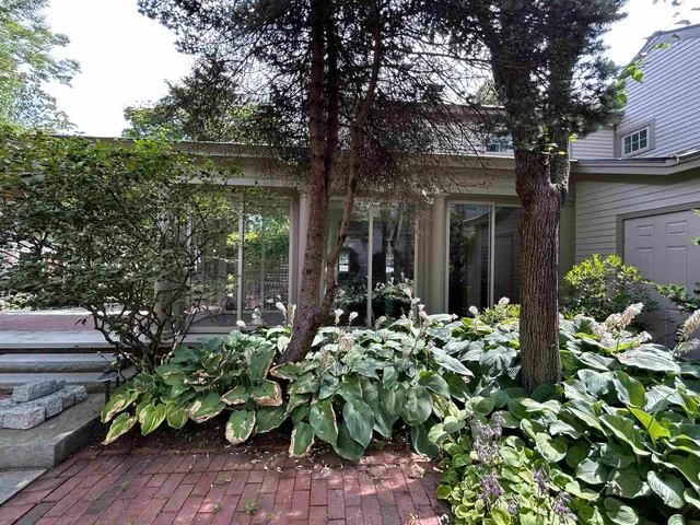 $1,095,000 | 81 Front Street, Unit 3, Exeter, NH 03833