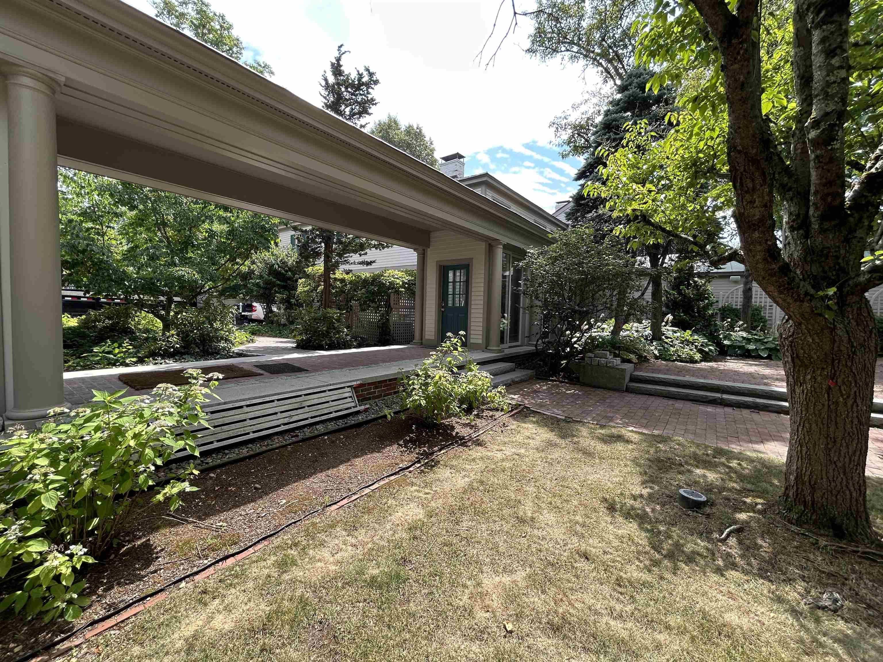 81 Front Street, Unit 3 Exeter, NH 03833 - Photo 38 of 57