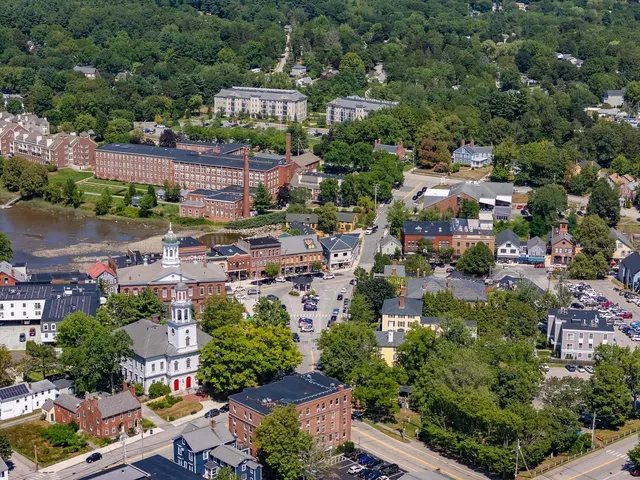 $1,195,000 | 81 Front Street, Unit 3, Exeter, NH 03833