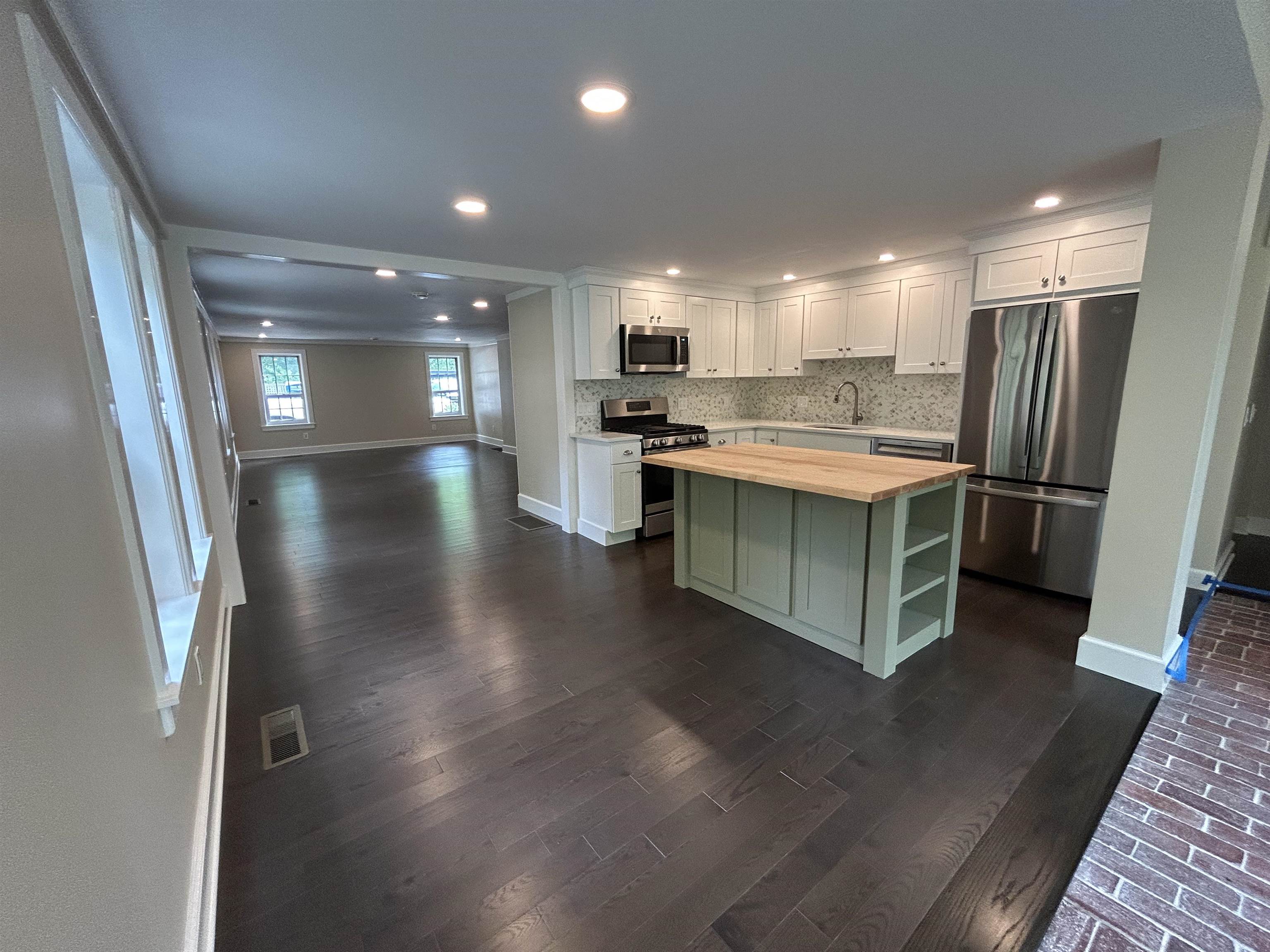 81 Front Street, Unit 3 Exeter, NH 03833 - Photo 8 of 57