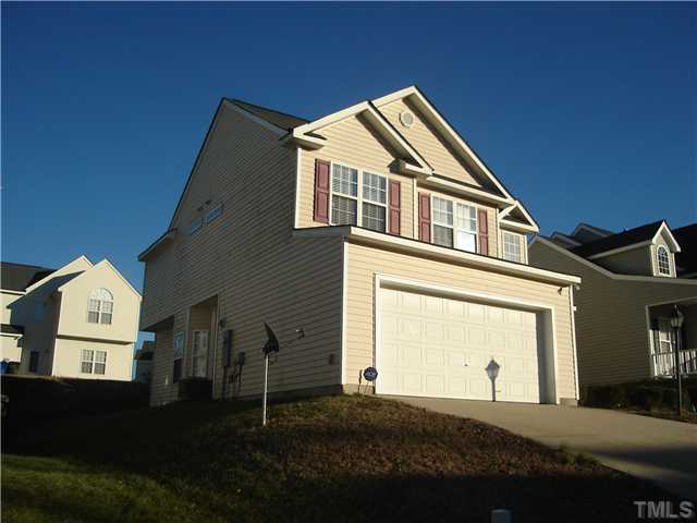 1905 Red Quartz Drive Raleigh, NC 27610 - Photo 2 of 18