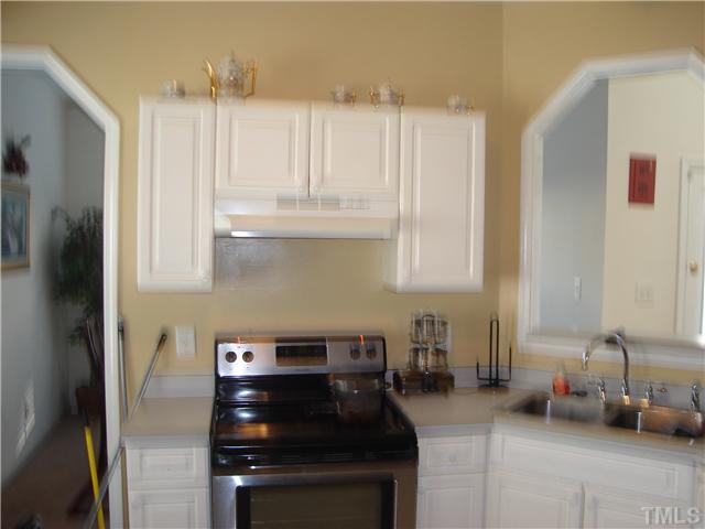 1905 Red Quartz Drive Raleigh, NC 27610 - Photo 7 of 18
