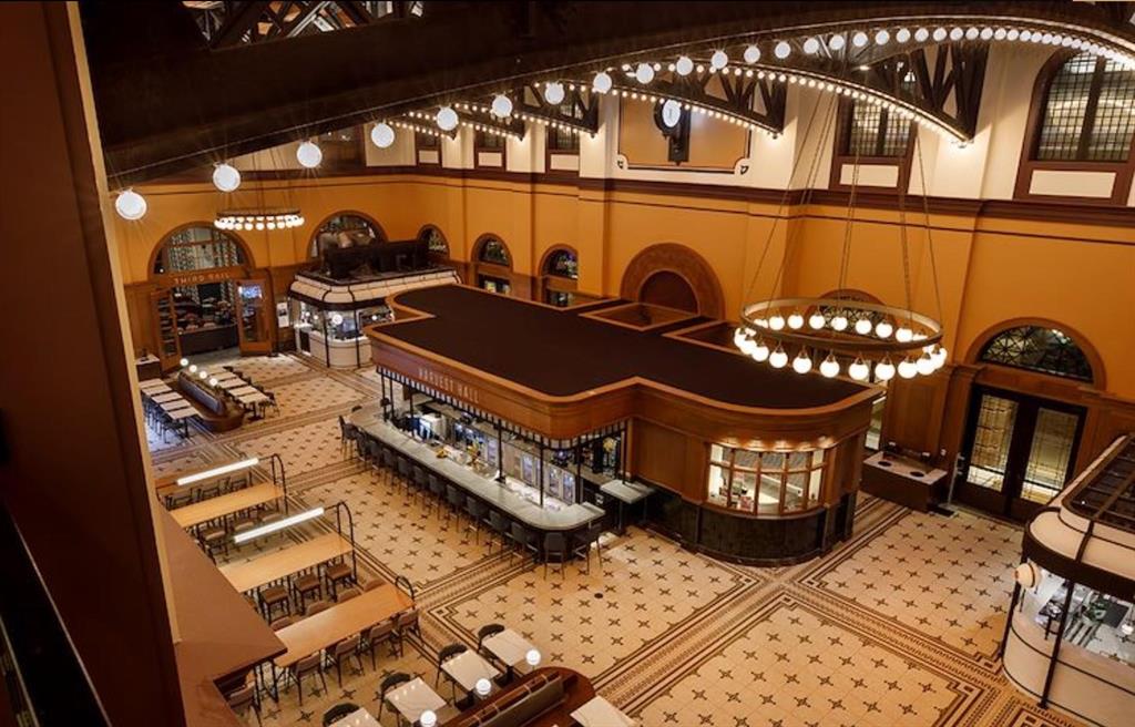 250 East Dallas Road, Unit 124 Grapevine, TX 76051 - Photo 28 of 37 a view of an chairs and table in the balcony