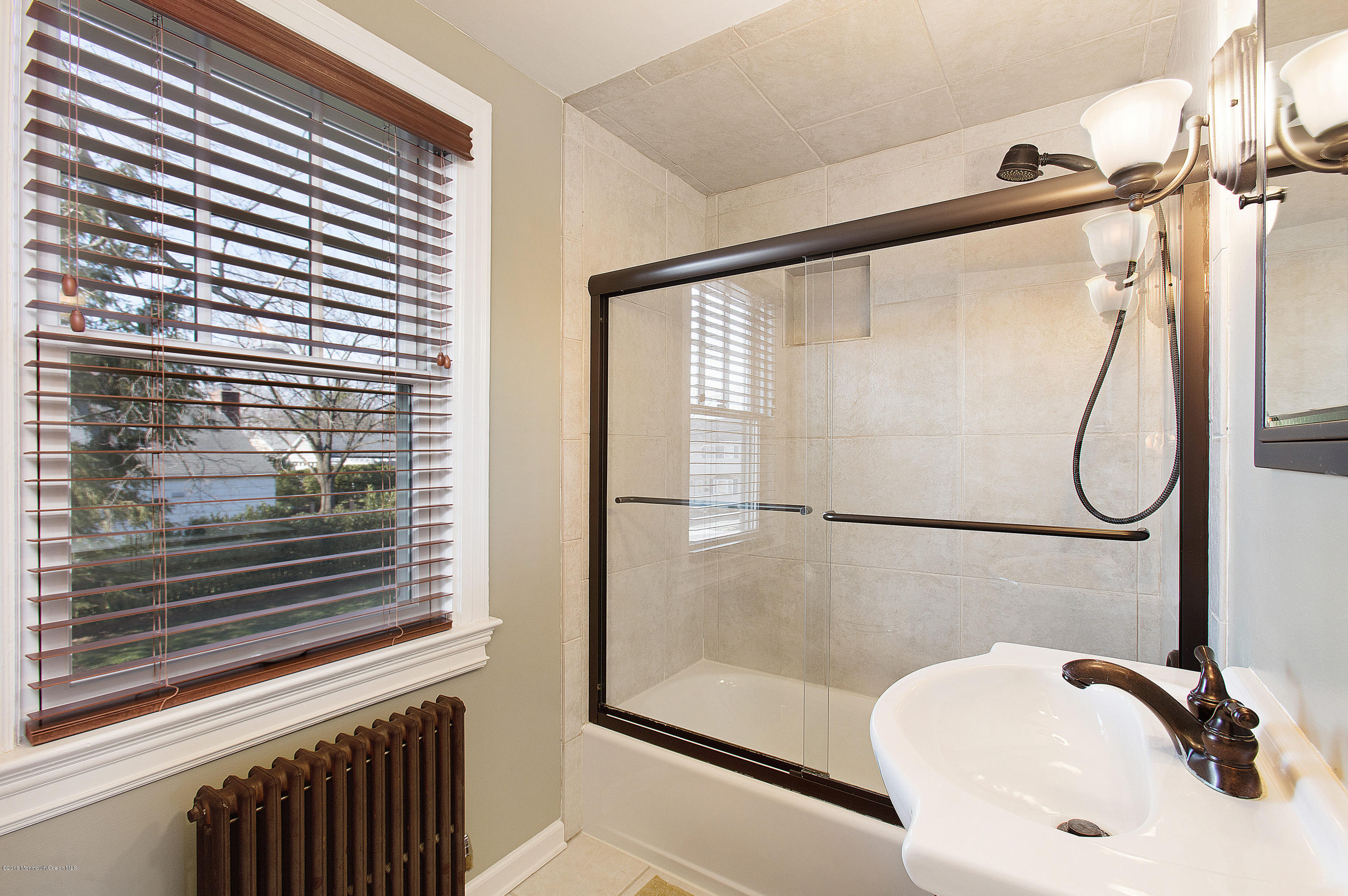 342 Conover Place Red Bank, NJ 07701 - Photo 15 of 21 342 Conover Pl Red Bank NJ-print-024-25-