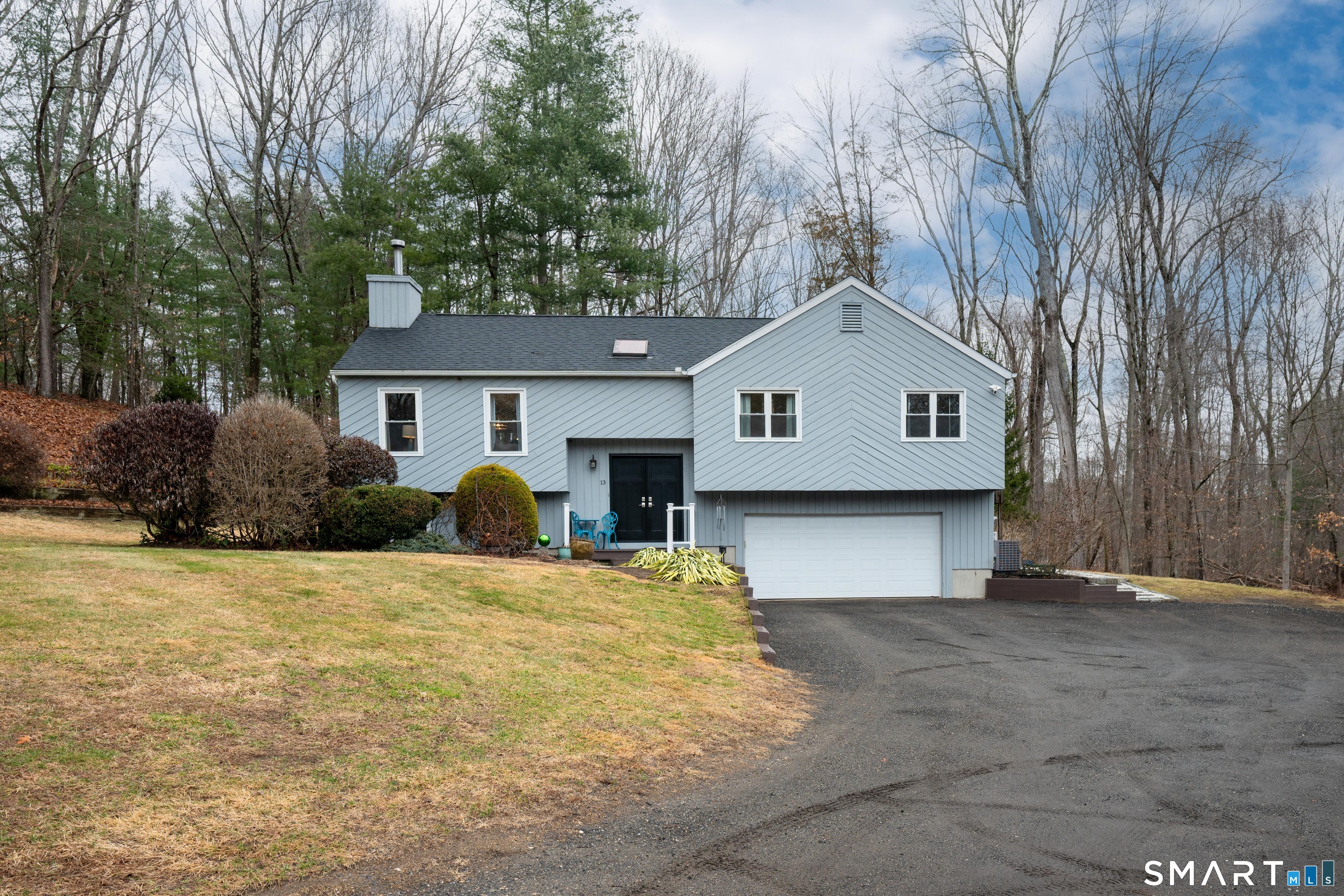13 Pocono Road Newtown, CT 06470 - Photo 1 of 39