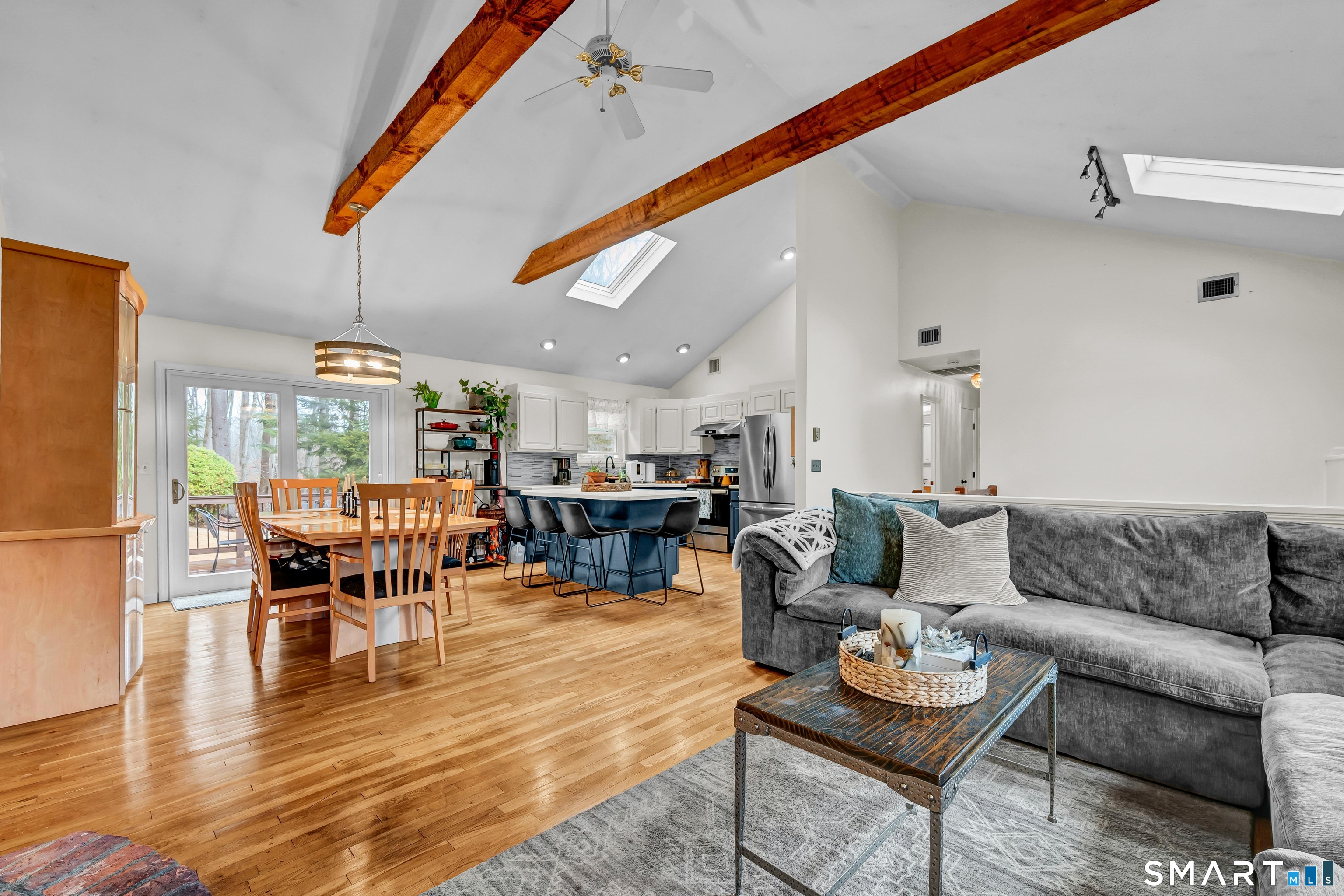 13 Pocono Road Newtown, CT 06470 - Photo 11 of 39