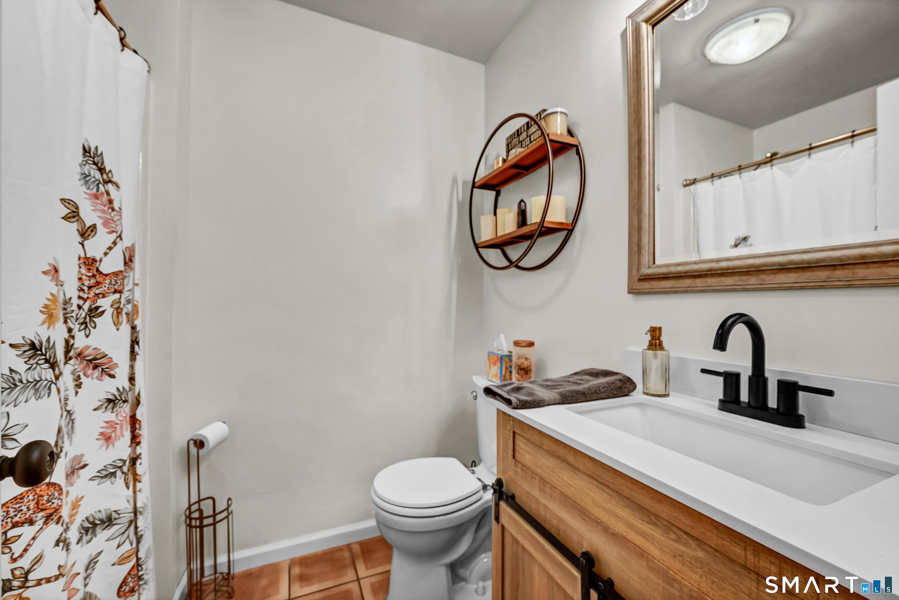 13 Pocono Road Newtown, CT 06470 - Photo 20 of 39