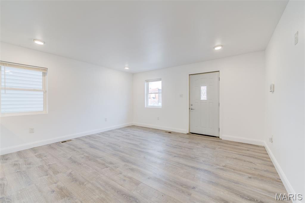 7610 Vermont Avenue St. Louis, MO 63111 - Photo 7 of 28