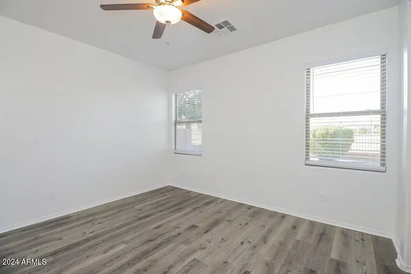 $1,930 | 2331 West St Catherine Avenue, Phoenix, AZ 85041